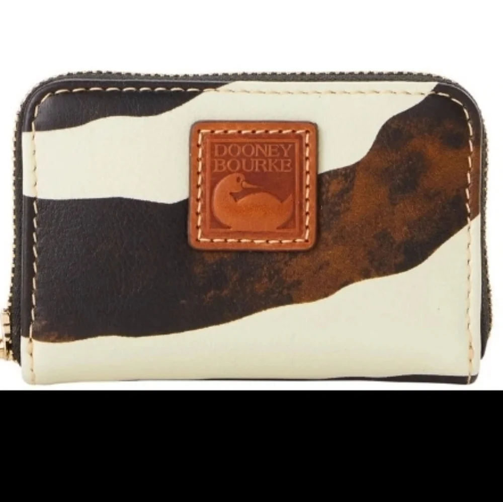 Bnwt Authentic Dooney & Bourke Black and Cream Zebra Striped Wallet - Picture 3 of 4